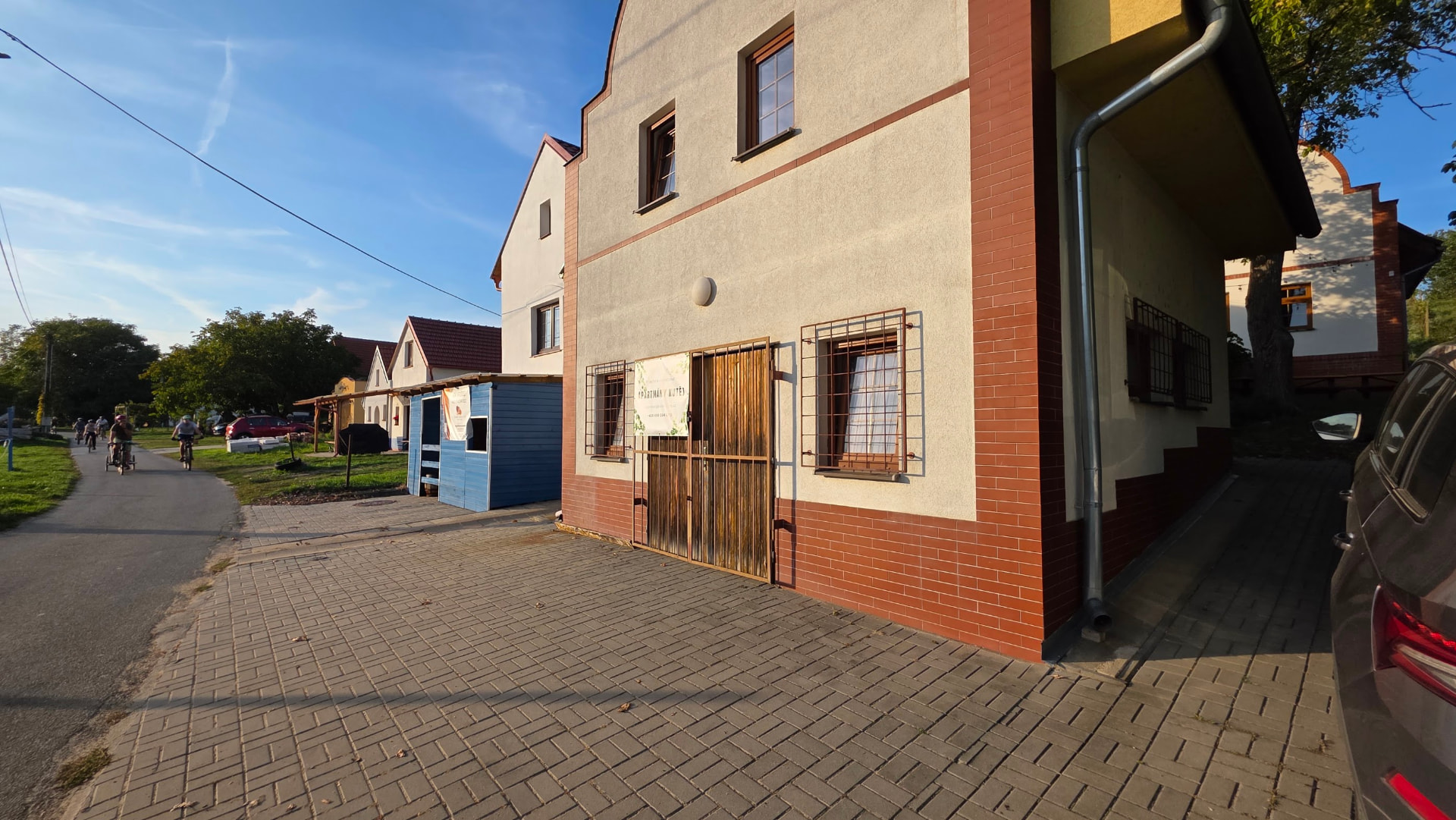 Dům s apartmány z ulice